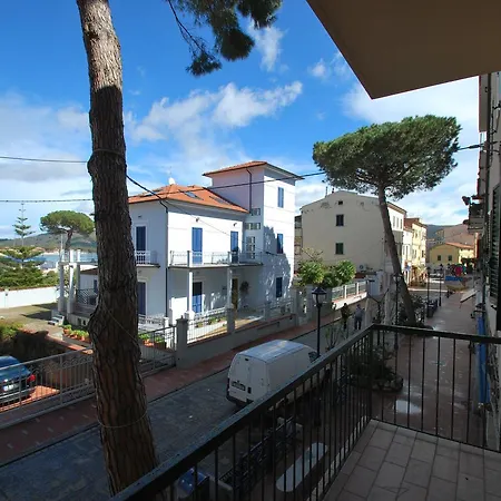 Limone - Centrale, Climatizzato E Vicino Al Mare Марина-ди-Кампо